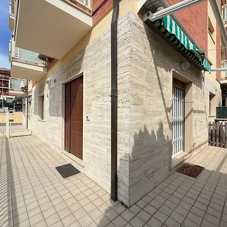 S027 - Sirolo, Nuovo Trilocale In Centro Con Aria Condizionata * Sirolo