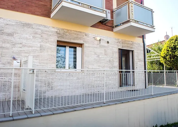 S027 - Sirolo, Nuovo Trilocale In Centro Con Aria Condizionata